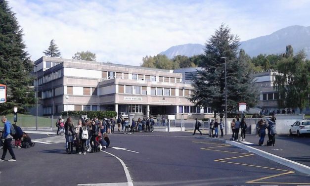 Le SNES-FSU Alsace relate une année scolaire éprouvante dans le secondaire et redoute la rentrée prochaine