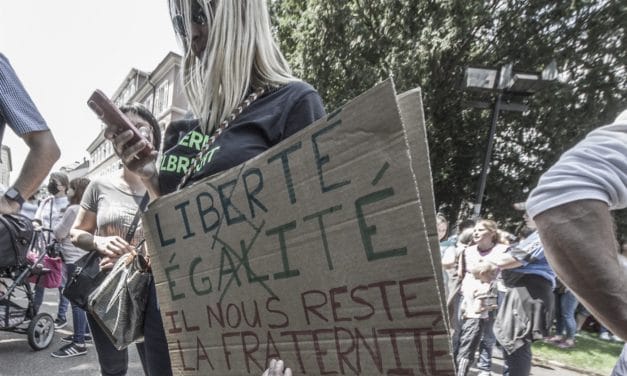 Absurdistan autoritaire : une manifestation contre le pass sanitaire à Mulhouse