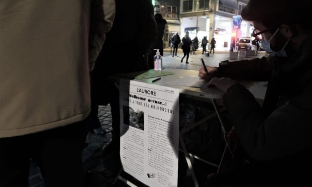 A Mulhouse, 400 personnes se réunissent devant la maison natale de Dreyfus contre les déclarations de Zemmour