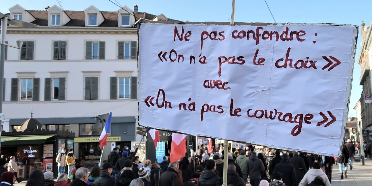Manifestation anti-passe à Mulhouse avant promulgation du passeport vaccinal