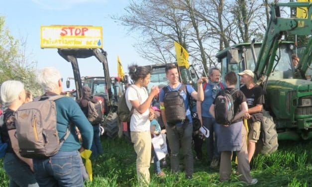 Rassemblement contre les « méga-bassines » : une bataille contre le «hold-up» de l&rsquo;eau par l’agriculture intensive