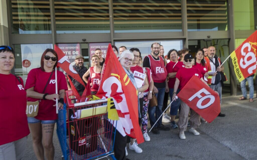 Carrefour Mulhouse à l&rsquo;Ile-Napoléon : pour les salariés, la confiance n’y est plus !