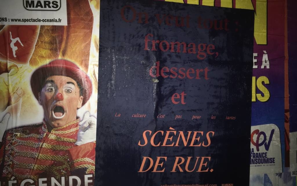 A Mulhouse, le collectif citoyen en soutien au festival « Scènes de rue » balance des tartes