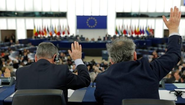Le Parlement de Strasbourg ratifie l&rsquo;importation de viande, lait, fromage, beurre, pommes et kiwis en provenance de Nouvelle-Zélande…