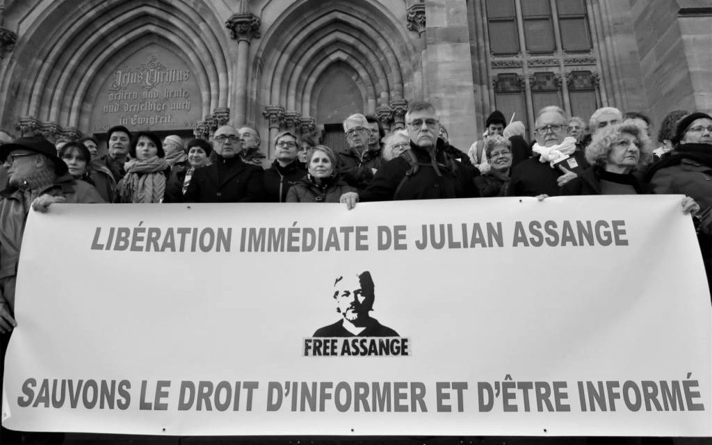 A Mulhouse, une manifestation pour s&rsquo;opposer à l&rsquo;extradition de Julian Assange