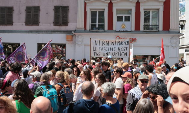 A Mulhouse, un millier de manifestants contre l&rsquo;extrême-droite au pouvoir