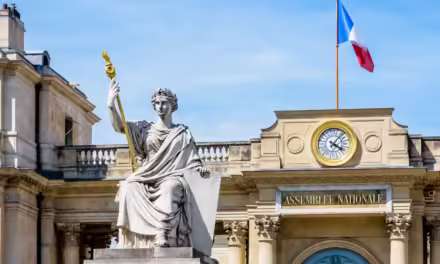 Un changement de constitution est-il inévitable ?