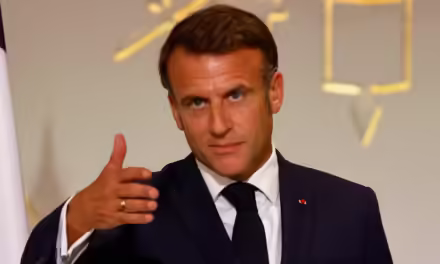 Macron est-il un Mac Mahon moderne ?