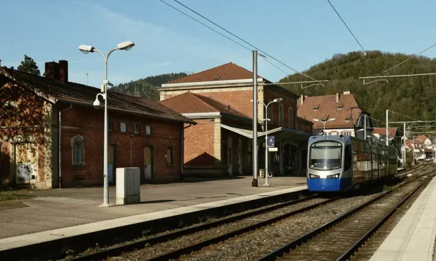Fermeture de guichets SNCF à Mulhouse, Thann et en Alsace : quand les logiques comptables atomisent le service public