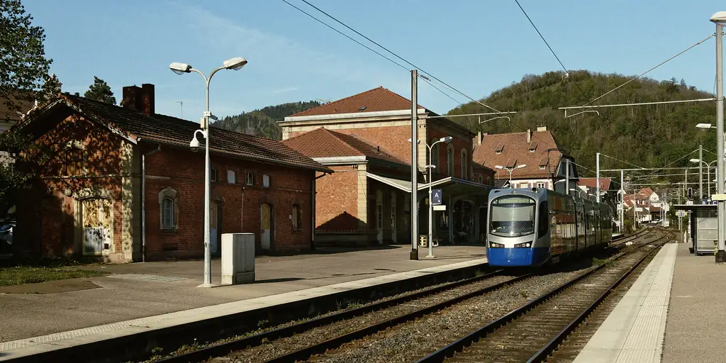 Fermeture de guichets SNCF à Mulhouse, Thann et en Alsace : quand les logiques comptables atomisent le service public