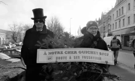 Enterrement de 3° classe après la fermeture du guichet de la gare de Thann, près de Mulhouse