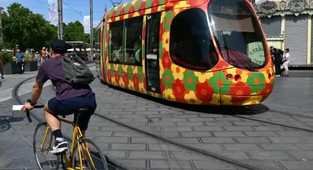 Municipales 2026 : comprendre la gratuité des transports en graphiques