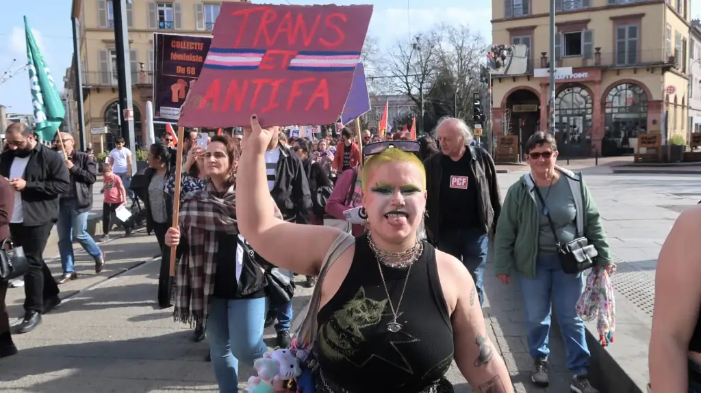 Journée internationale des droits des femmes à Mulhouse émaillée par un incident avec l&rsquo;extrême-droite