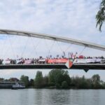 Formant une seule voix contre l&rsquo;Europe forteresse, quelques centaines de défenseurs des droits humains de France, Allemagne et Suisse, s&rsquo;unissent à Weil am Rhein