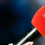 CNews contre les médias publics : une mise à mort du journalisme ?