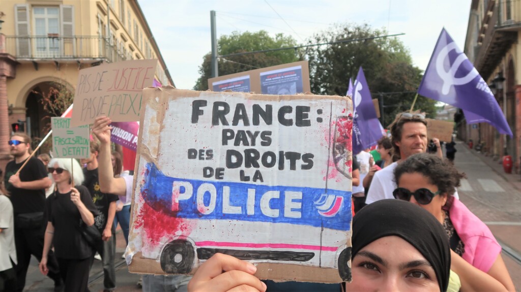 Le « permis de tuer » à l&rsquo;assaut de l&rsquo;État de droit : manifestation à Mulhouse