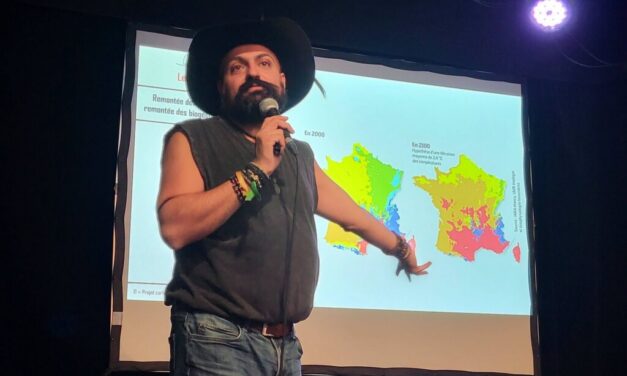 À Kingersheim, près de Mulhouse, Serge Zaka dresse le bilan climatique de l&rsquo;agriculture alsacienne, et prépare celle de demain